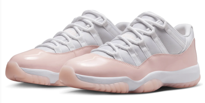 Air Jordan 11 Retro Low Women's Shoes - Legend Pink