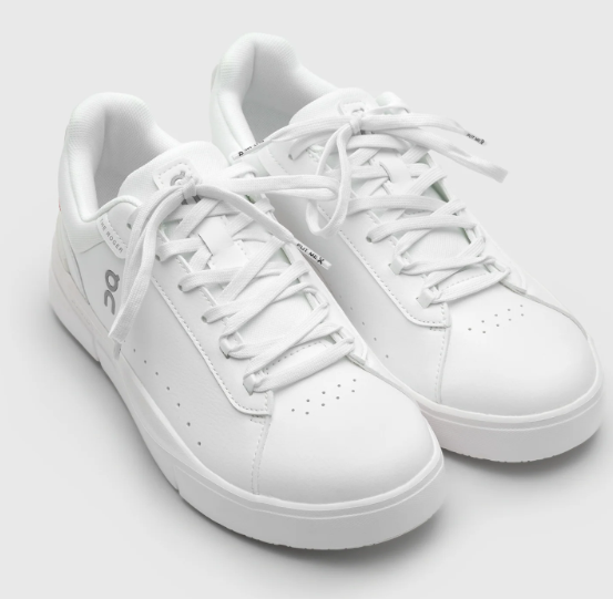 On THE ROGER Advantage Low-Profile Sneakers