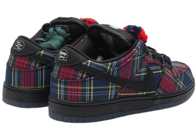 Nike SB x Nardwuar Dunk Low 'Tartan' Skate Shoes